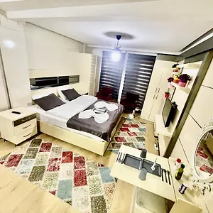 Taksim Center Luxury Апарт-отель