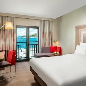 Novotel Bosphorus Hotel